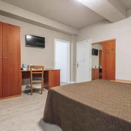 Hotel Astoria 3* Cremona