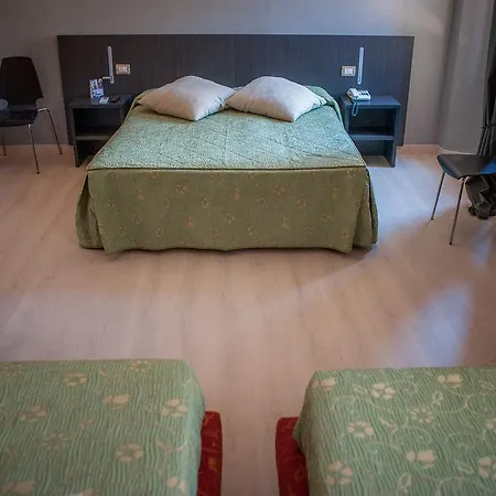 Hotel Astoria Crémone