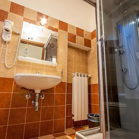 Hotel Astoria Hotel 3*